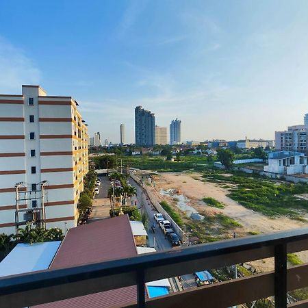 Le Nara Residence Jomtien Beach Eksteriør billede